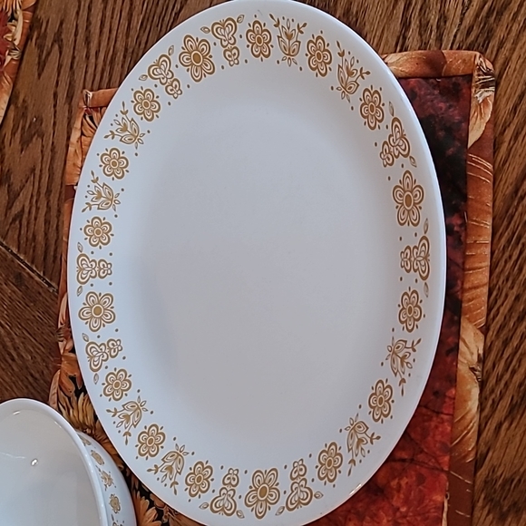 Corelle Dining Corelle Butterfly Gold Place Setting Poshmark